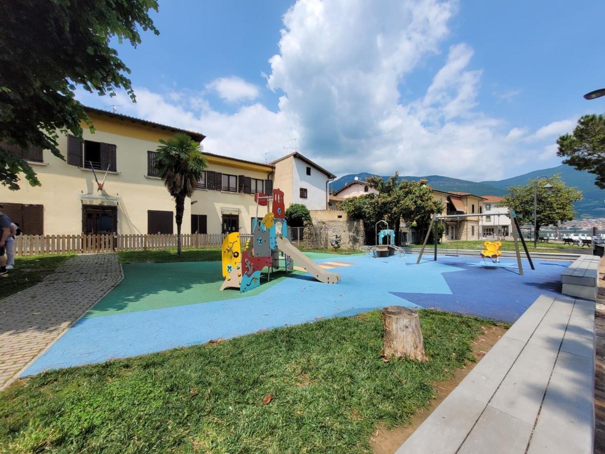 Light On Lake Iseo Clusane Exterior photo