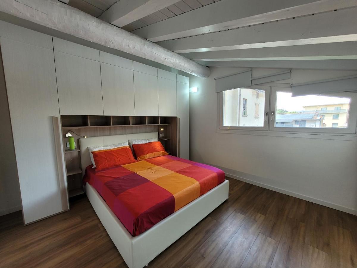 Light On Lake Iseo Clusane Exterior photo