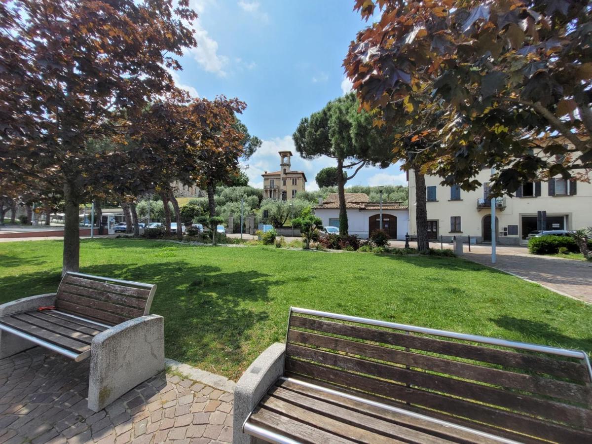 Light On Lake Iseo Clusane Exterior photo