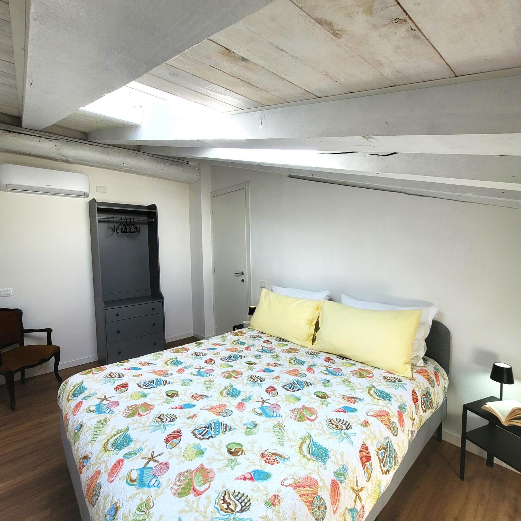 Light On Lake Iseo Clusane Exterior photo